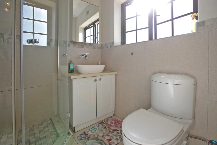 5 Bedroom Property for Sale in Claremont Western Cape